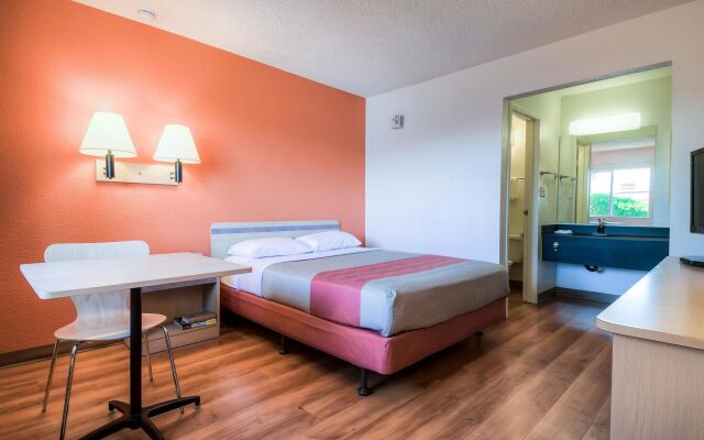 Motel 6 Las Vegas, NV - Boulder Highway