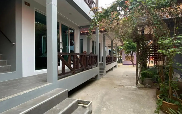 Sang Aroon Bungalow