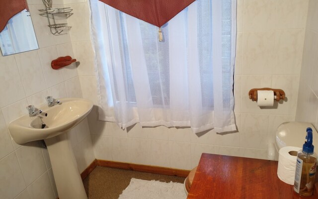 Deo Gratia Guest House (B&B and Self Catering)