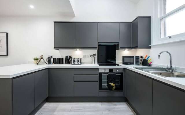 Host Apartments The Roscoe Carriage House