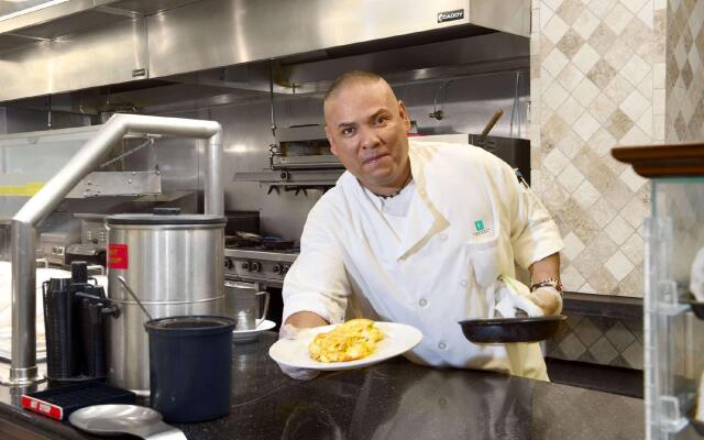 Embassy Suites by Hilton Fort Myers Estero