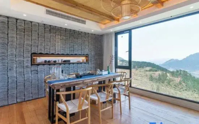 Yi Shuang Ren Hostel