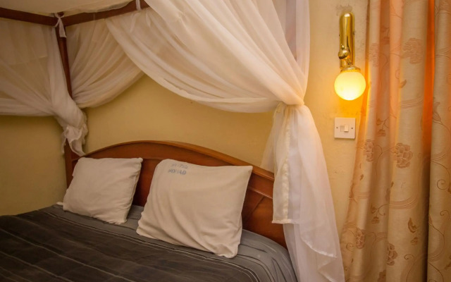 Hotel Nomad