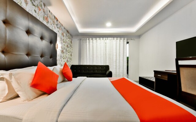 OYO 18404 Pebble Shore Resort