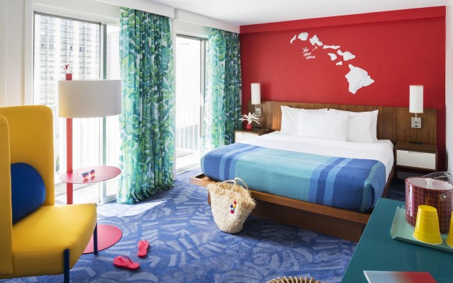 Shoreline Hotel Waikiki - Image 6