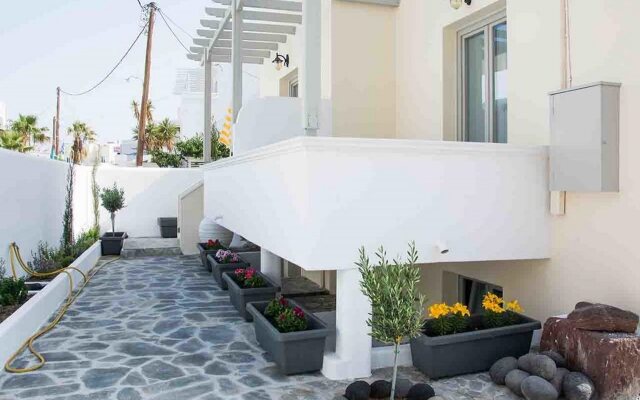 Sail Inn Studios & Apartments