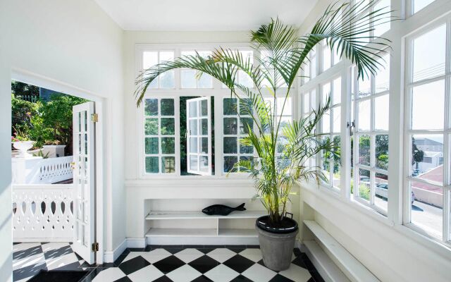 The Inn at Castle Hill