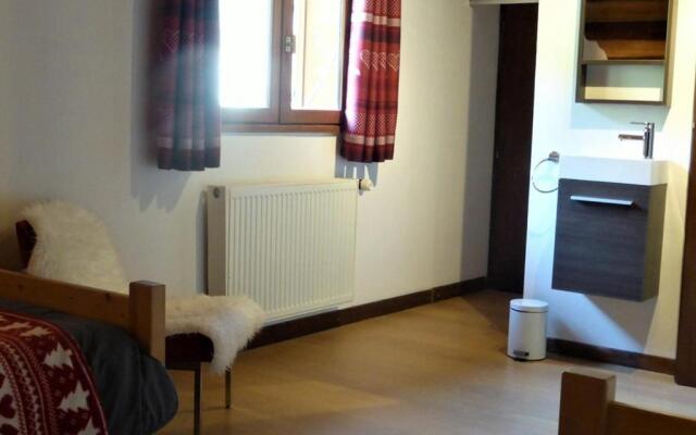 Chalet Arêches-Beaufort, 5 pièces, 8 personnes - FR-1-342-246