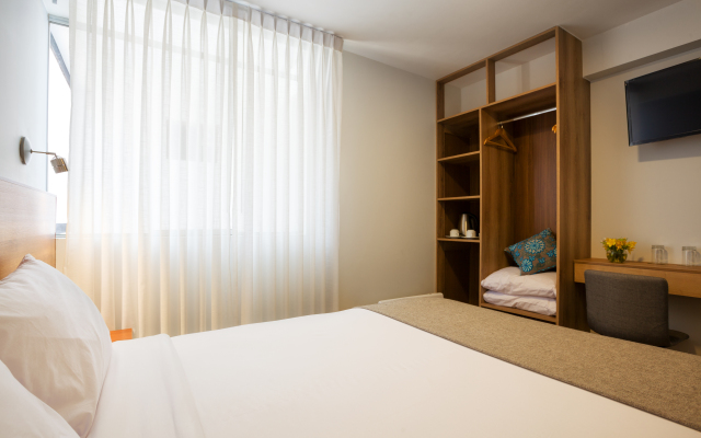 Muru Homely Hotel