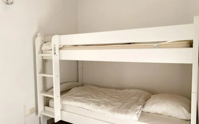 Apartment in Nieuwpoort With Terrace