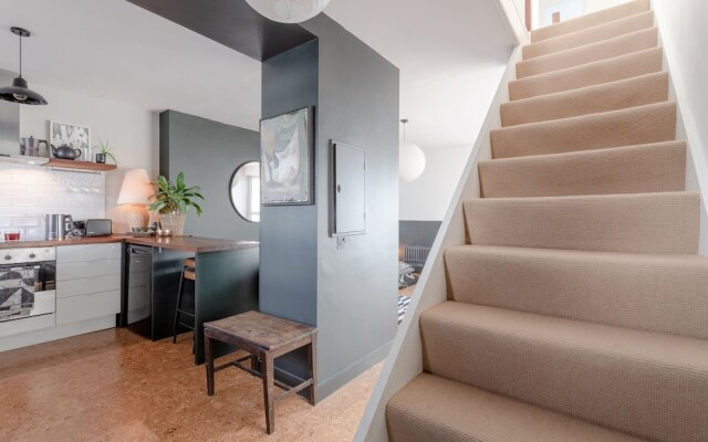 Arty 4 Bedroom Flat Minutes From Old Street