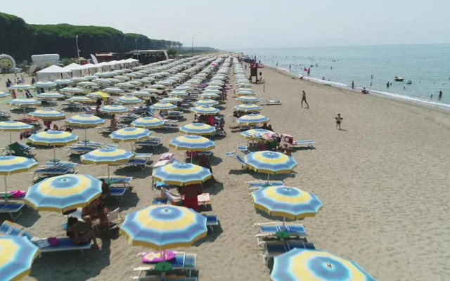 Happy Camp mobile homes in Camping Village Paestum