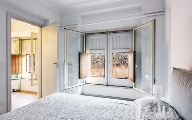 Euphorbia Apartment 2 in Catania by Wonderful Italy