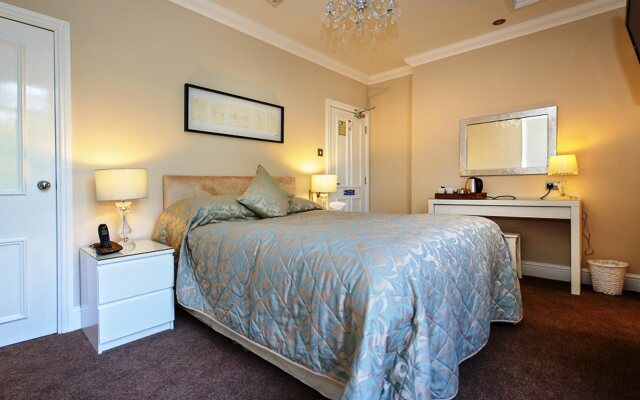 Cheshire Hospitality Ltd T/A Lennox Lea Studios & Apartments