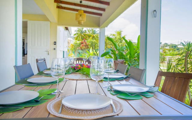 Villa Oneway avec piscine - 12 Pers