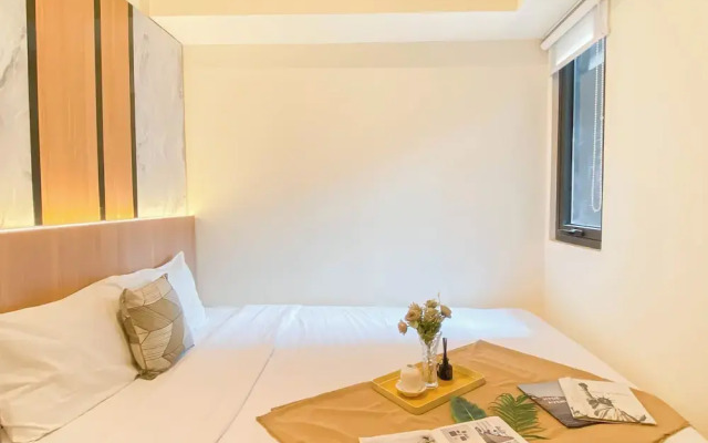 Homey And Modern 2Br At Meikarta Apartment