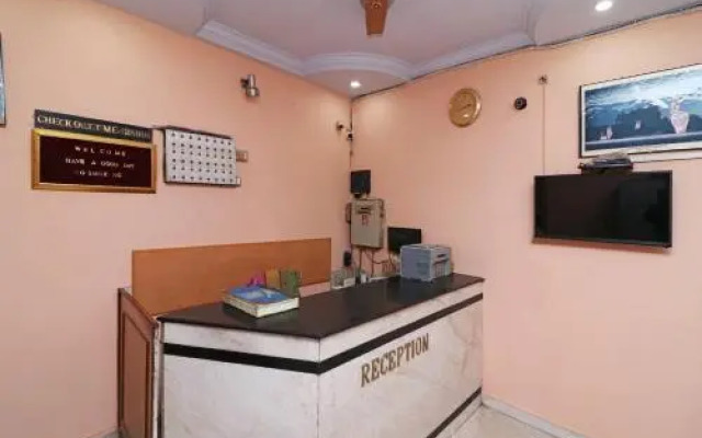 Hotel Amar Palace by OYO Rooms