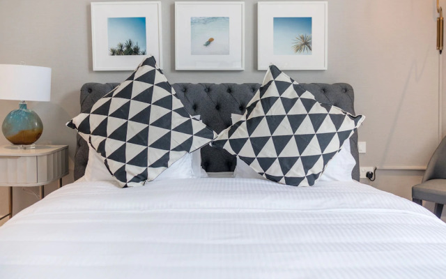 Luxury 3BD Bluewaters Island sea & Dubai Eye View