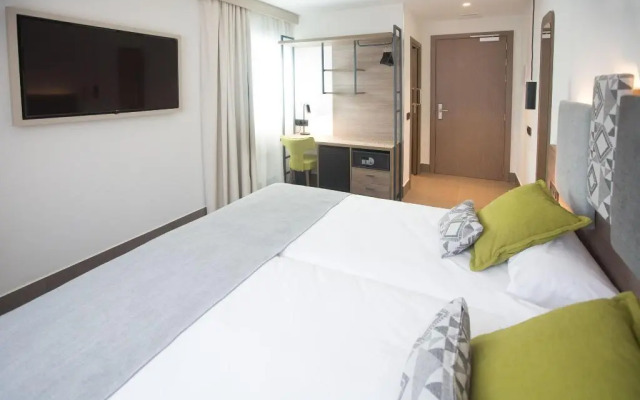 Hotel UrbanA +++ Tres Cantos