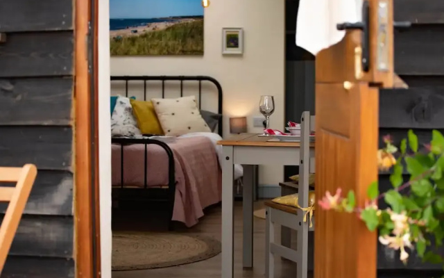 Norfolk Accommodation - mYminiBreak