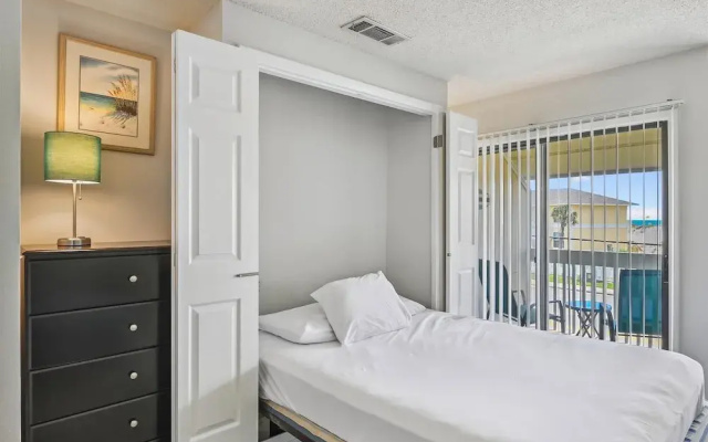 Sandpiper Cove 8204 Condo by RedAwning