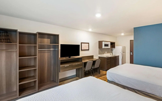 WoodSpring Suites Davenport Quad Cities