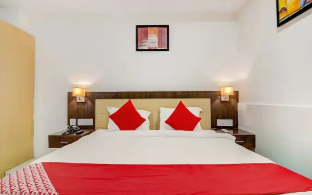 FabHotel Leela Grand Inn