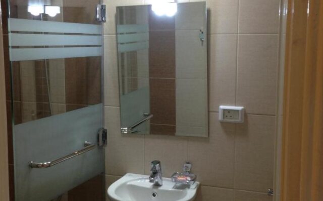 Golden Palace Hotel Apartments