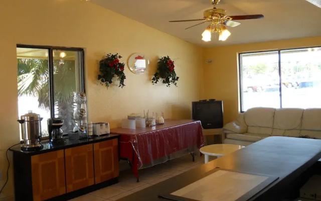 Vintage Inn - Lake Wales