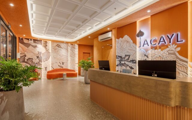 Jacayl Hotel