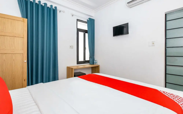 OYO 205 Vivid Boutique Hometel