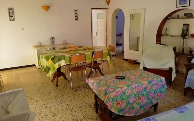 Parent house