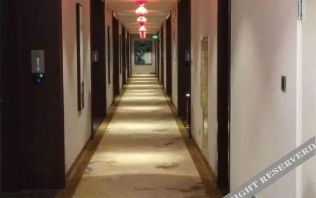 Wu Hua Tian Yue Hotel (Zhongwei Gulou South Street Branch)