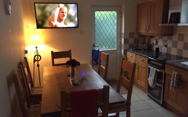 Immaculate, Relaxing 2 Bed House to Enjoy
