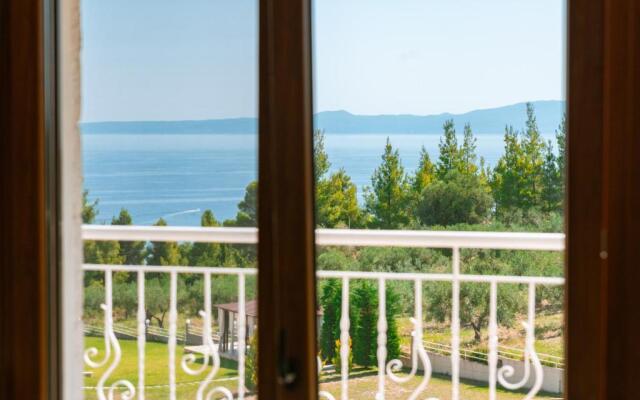 Halkidiki Polichrono House