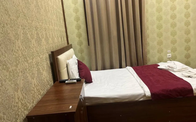 Sun Hotel Hostel