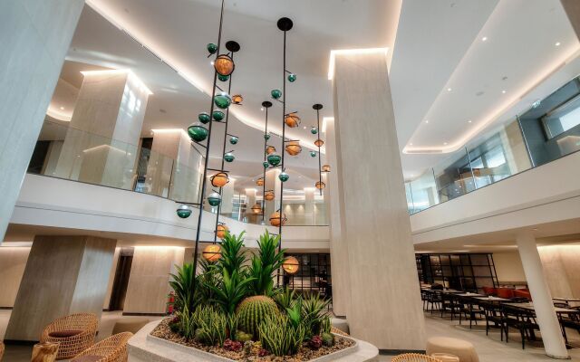 AX ODYCY Hotel