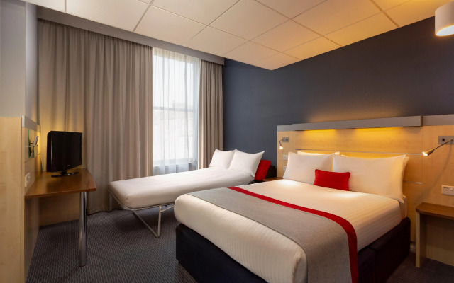 Holiday Inn Express - Edinburgh City Centre by IHG