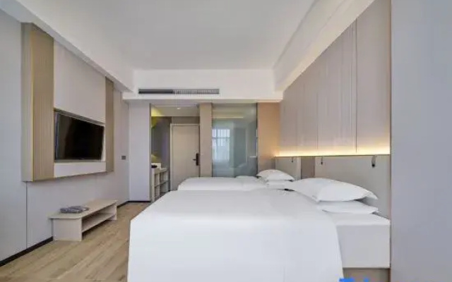Monsoon  Hotel