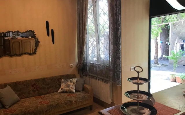 flat 44