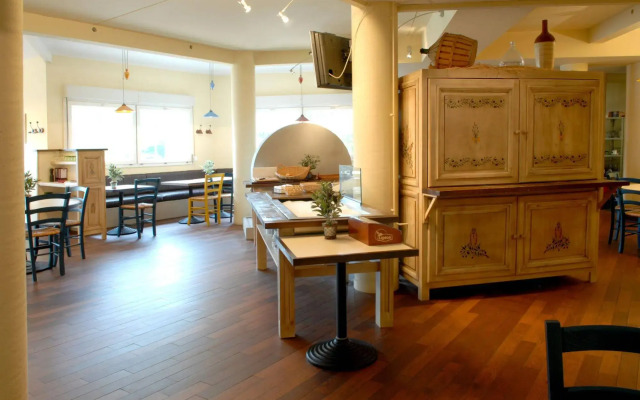 Kyriad Direct Arles