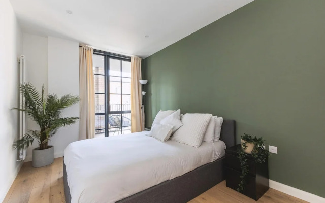 Stylish Hackney Wick Apartment With Terrace