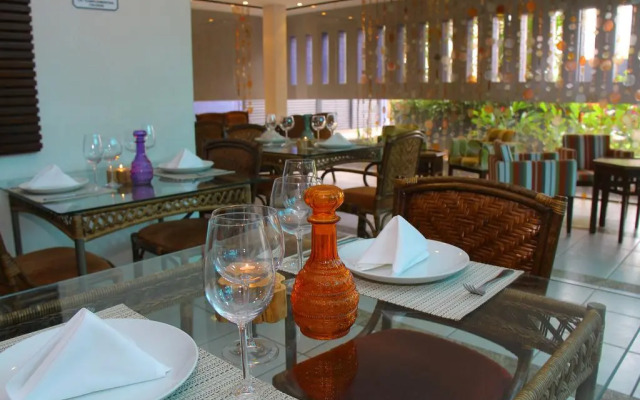 Bahamas Duplex by WS