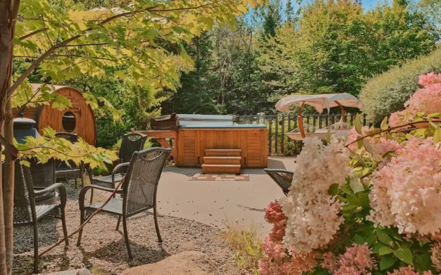 Executive Double 26 - Stunning Luxury log Home With hot tub Sauna Heated Pool