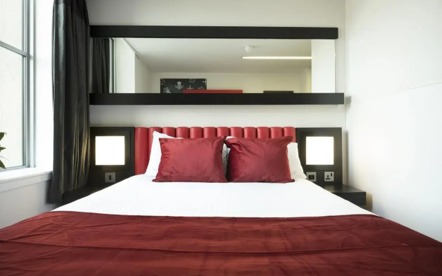Garner Edinburgh Haymarket by IHG