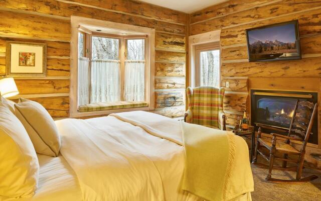 Bentwood Inn
