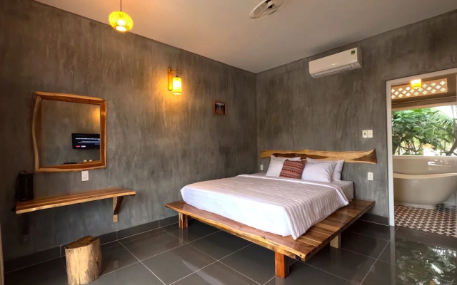 CHARM HON ROM VILLAS by SAZI