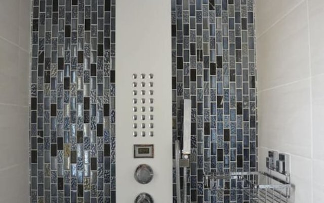 Villa With 3 Bedrooms in Saint-andré-de-la-roche, With Wonderful Mount