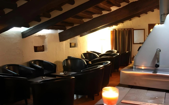 Hotel Restaurante Milán