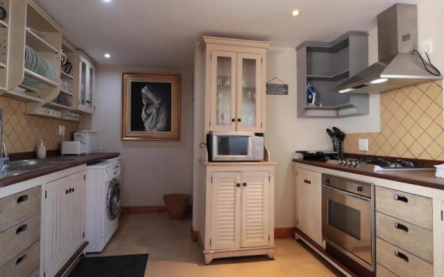 Sea Pearl Holiday Home